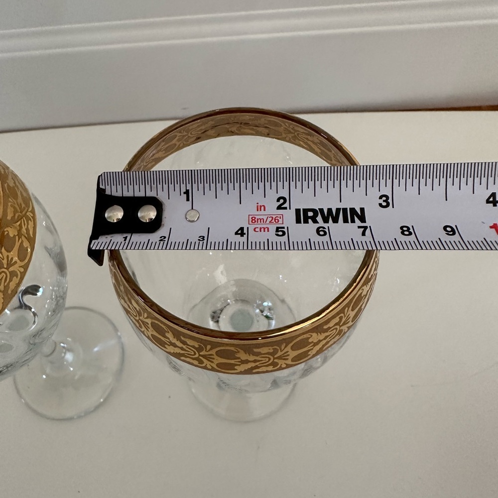 Elegant Gold Rimmed Wine Glass Set - Picture 3 of 6